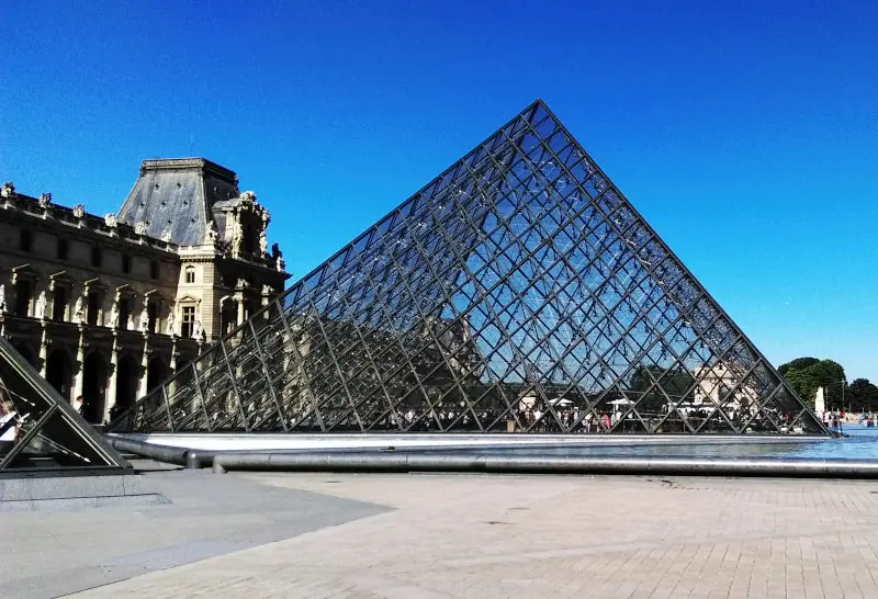 Louvre