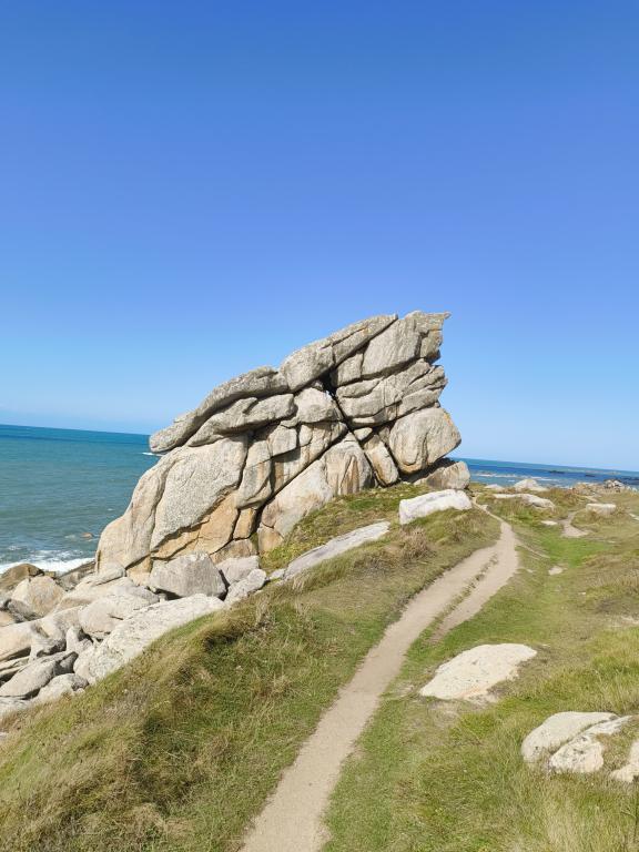 Rocher Des Korrigans - Photo 2
