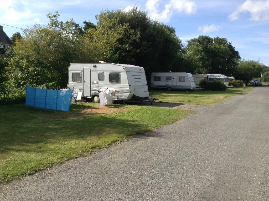 Camping De La Vallée du Dourdu