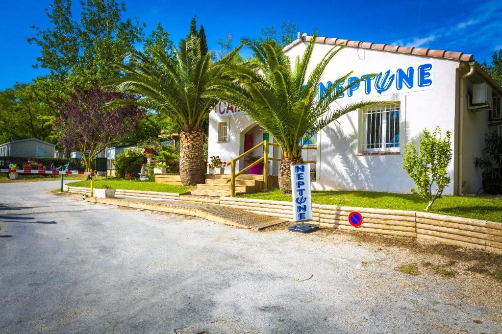 Camping  Neptune