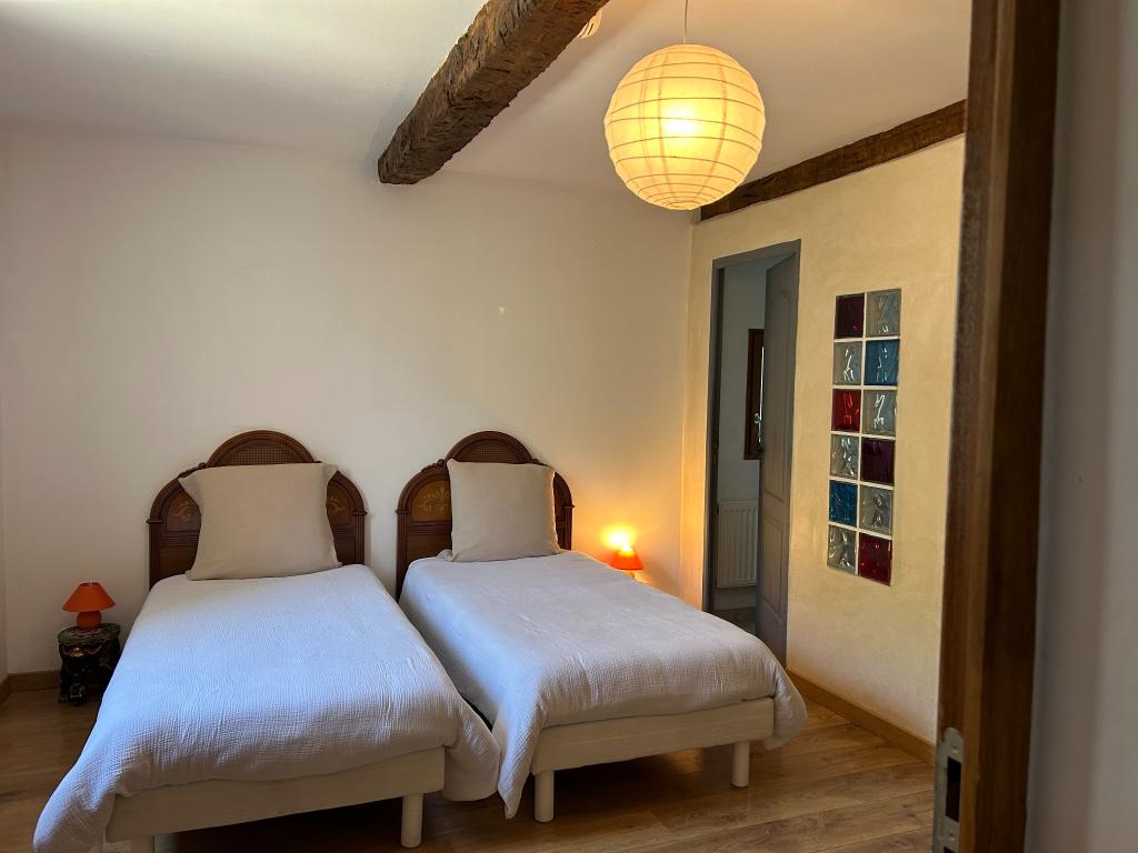 Camping Les Framboiseilles - White Rock