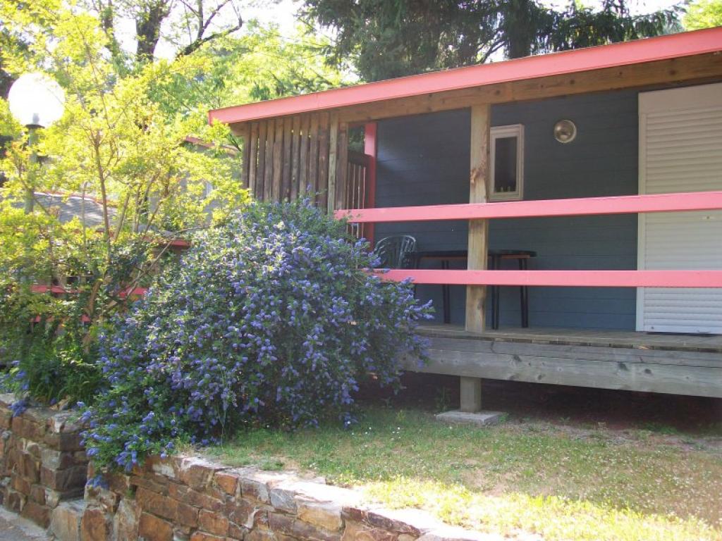 Camping Les Sources***