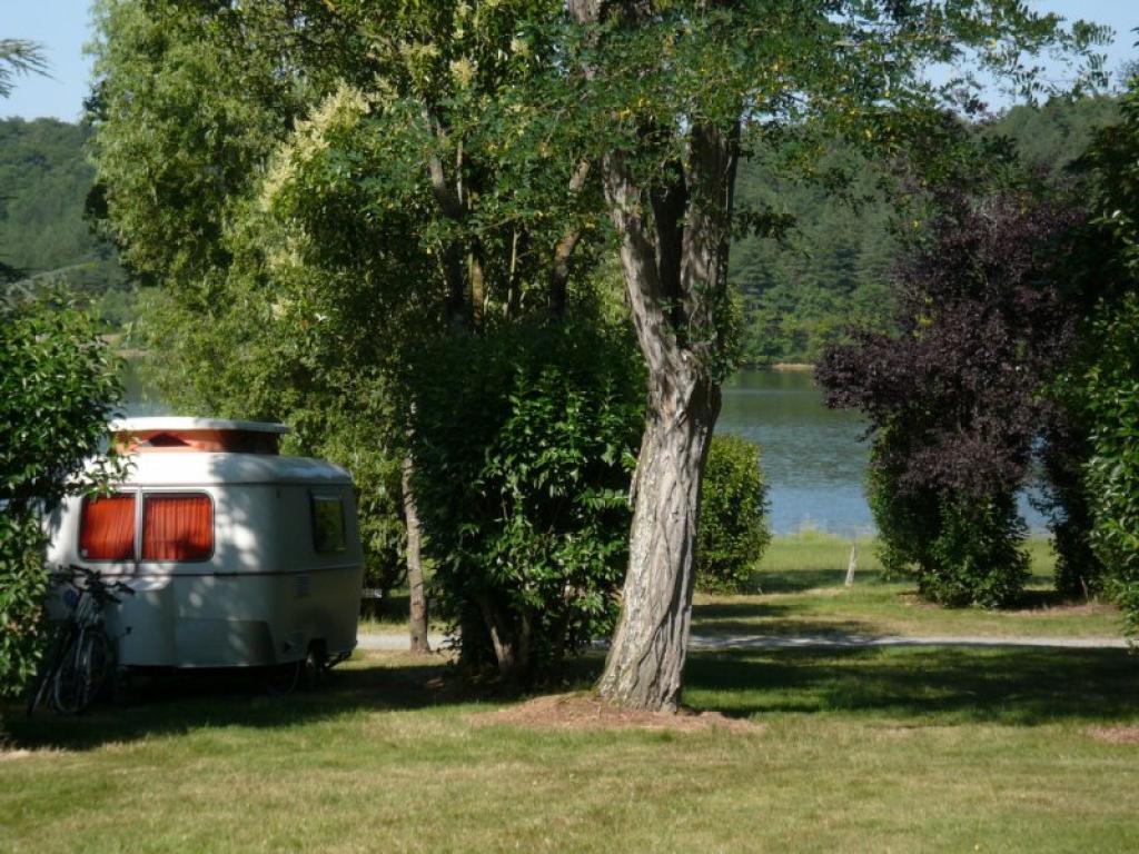 Camping Les Reflets du Lac