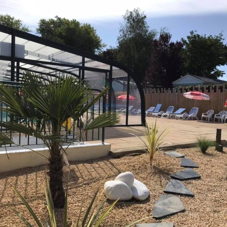 Camping L'Étang du Pays Blanc