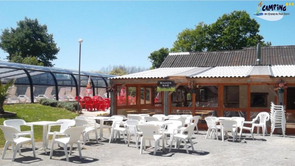 Camping L'Étang du Pays Blanc