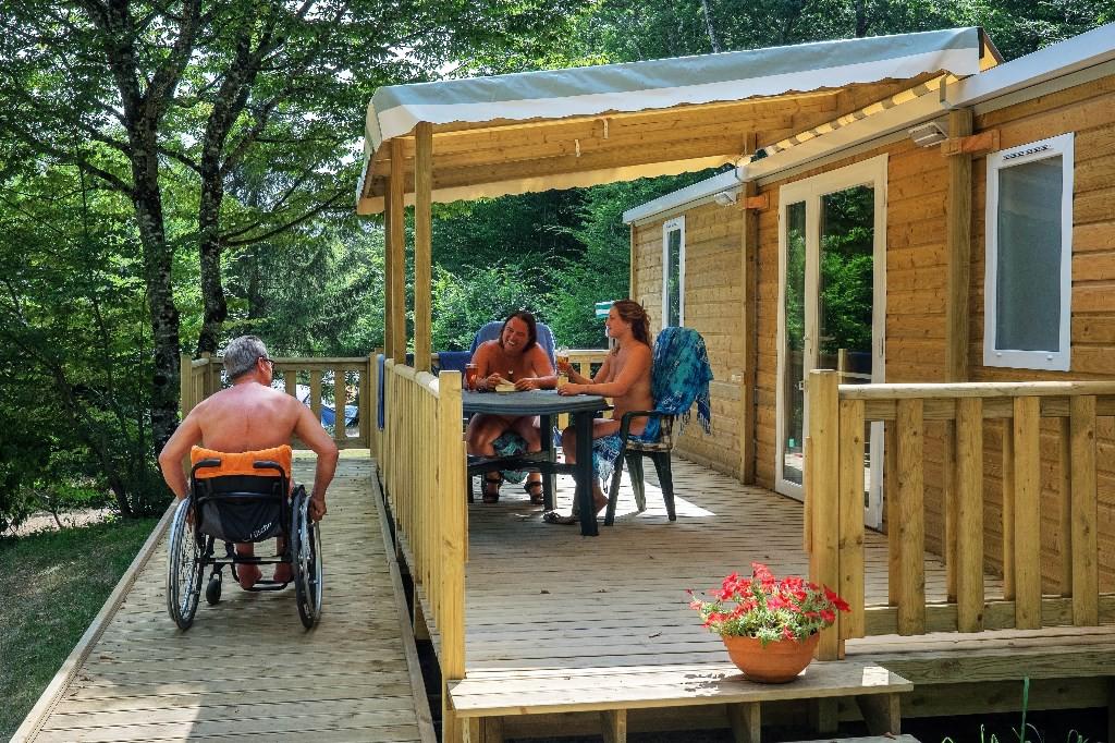 Camping Creuse Nature Naturiste****