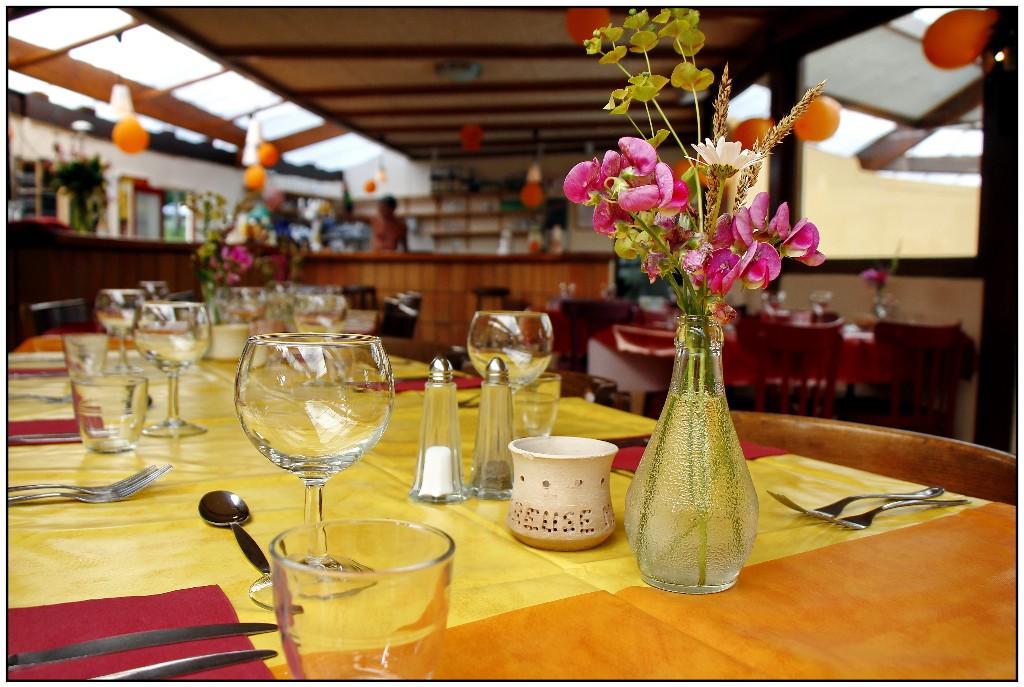 Camping Creuse Nature Naturiste****